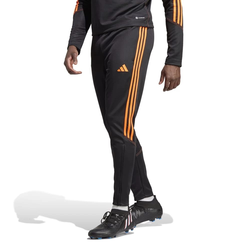 Adidas Tiro 23 Club Trainingshose Herren Schwarz Orange 4 Adidas Tiro 23 Club Trainingshose Herren Schwarz Orange – Bild 2