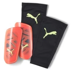 Puma ULTRA Flex Sleeve Fußball Schienbeinschützer Herren Orange Schwarz